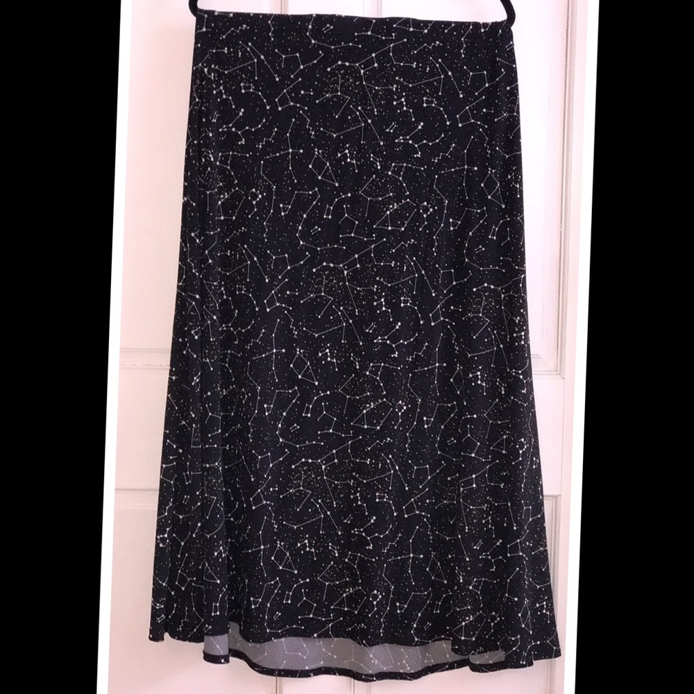 LuLaRoe Maxi skirt - Large - EUC
